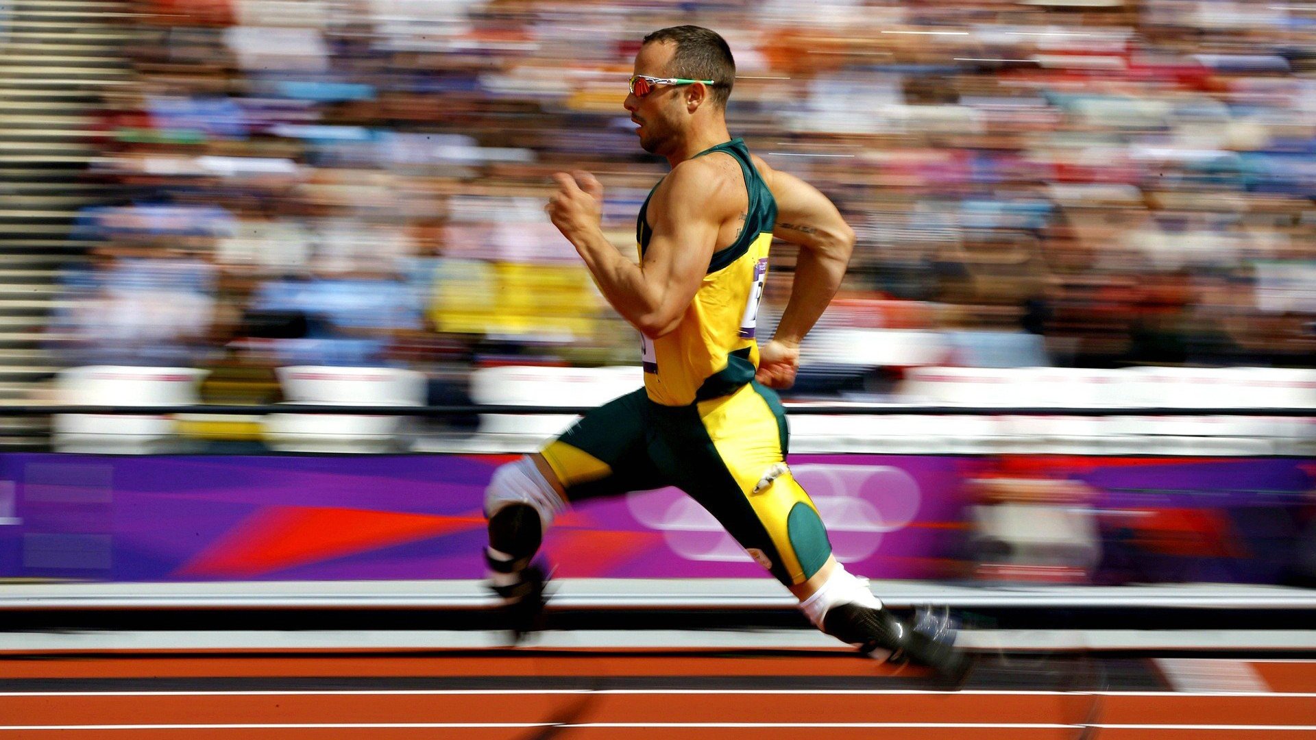 Ming重返赛场,重要助攻首场状态出色,巴黎圣日耳曼观众沸腾!赛场气氛高涨