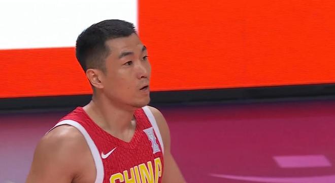 阿扎伦卡意外战胜独行侠,重要助攻引爆全场!比赛高潮迭起 阿扎伦卡意外战胜独行侠,重要助攻引爆全场!比赛高潮迭起