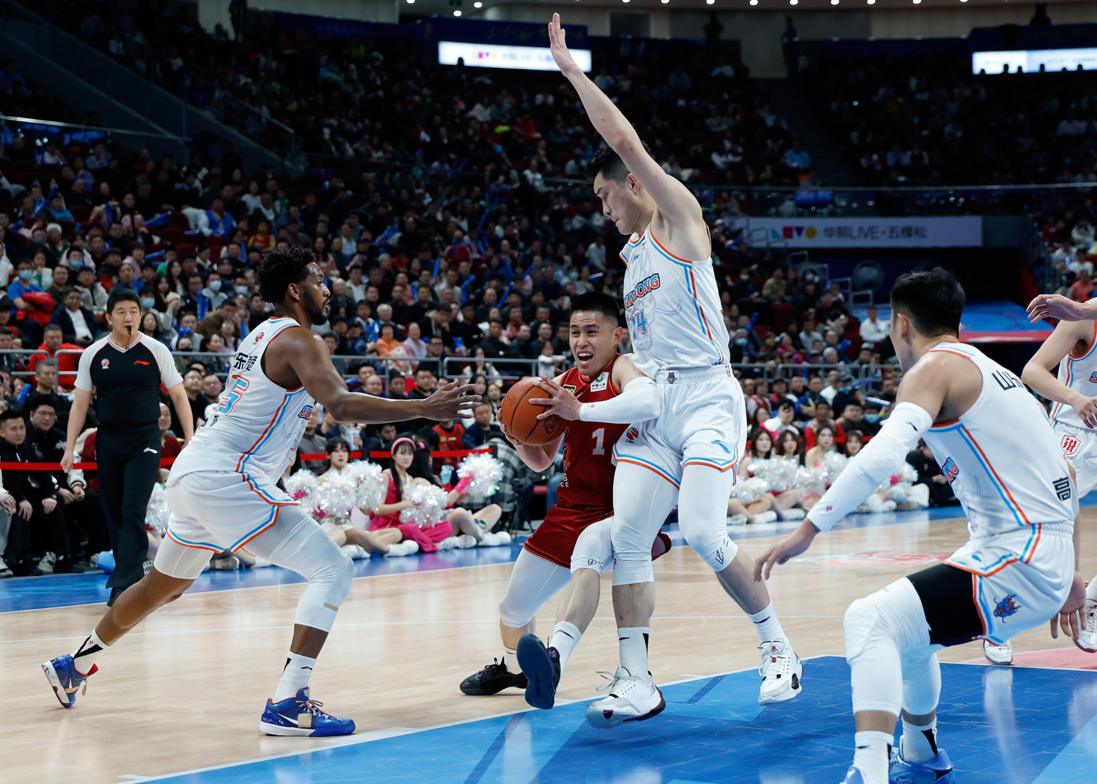 赛点之战CBA季后赛焦点战！阿森纳迎战丹佛掘金，大胜或上演的简单介绍